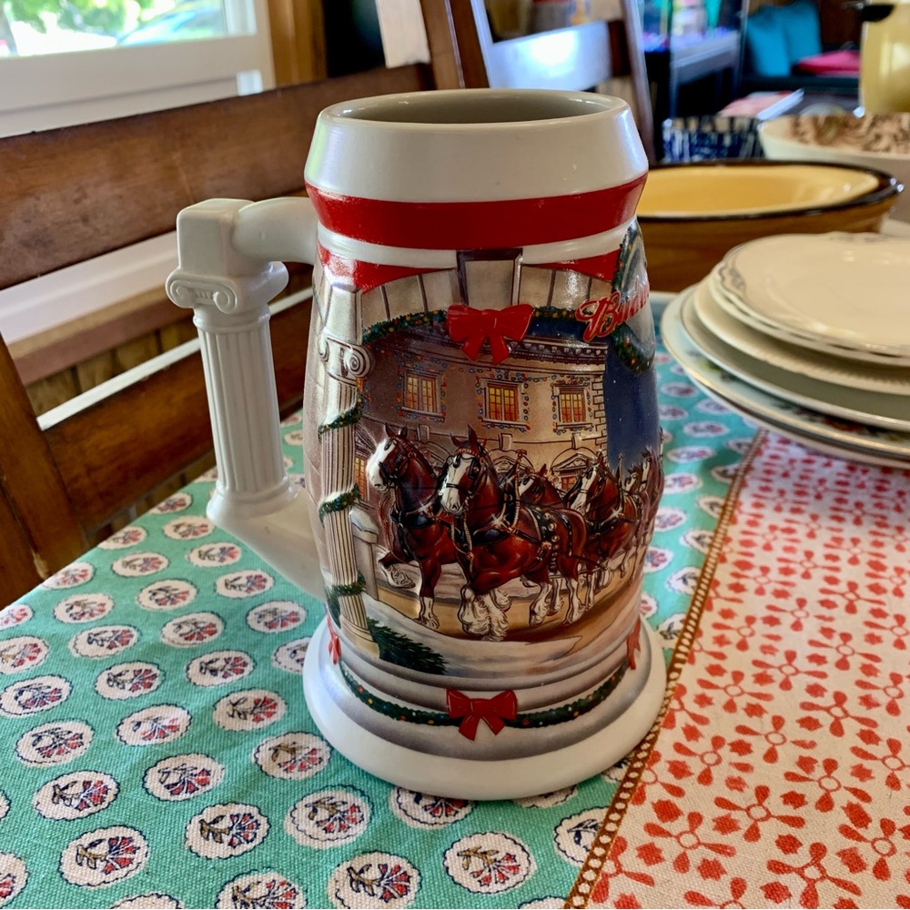 Budweiser Clydesdales โHoliday at the Capitolโ Beer Stein 2001